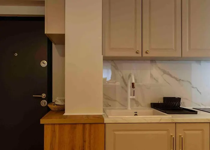 Stunning Views 2Br Intercontinental Flat